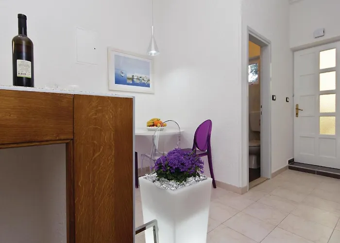 Strane Apartment Pula